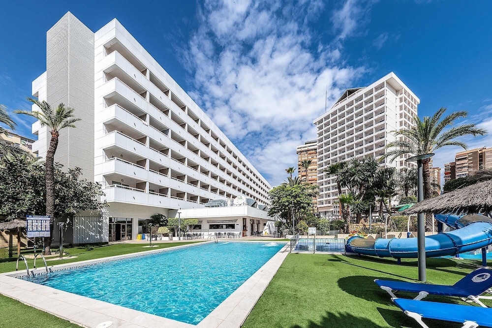 Poseidon Resort — Hotel building in Benidorm, Valencian Community