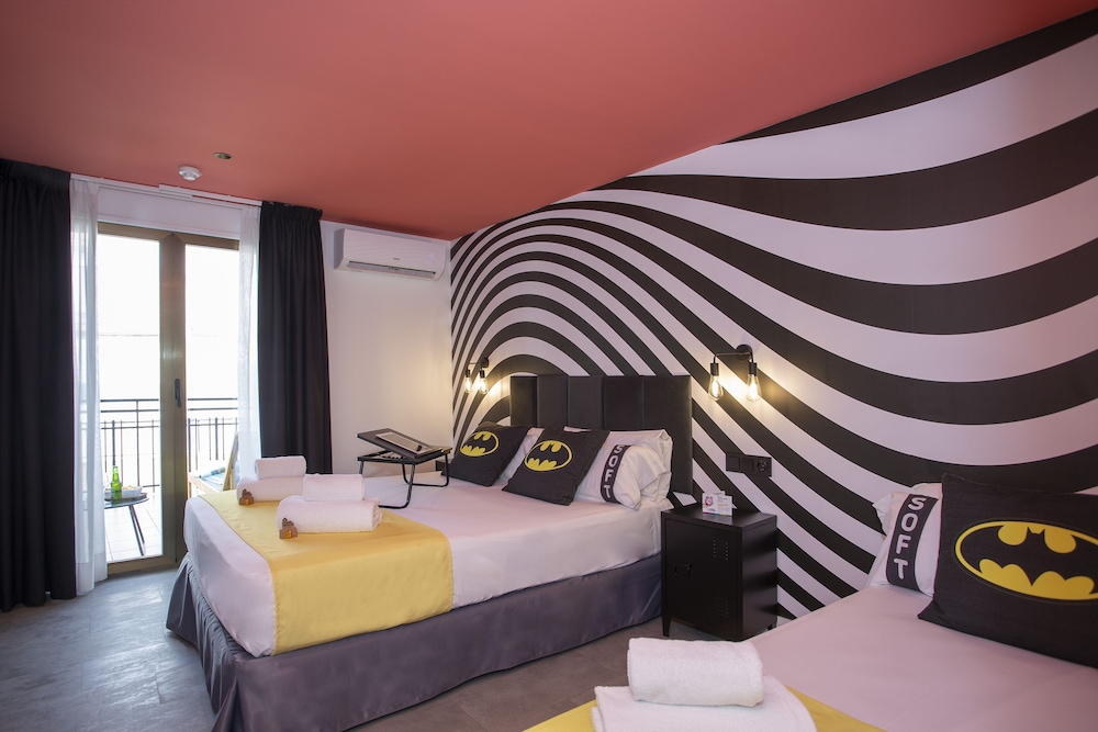 Casual Pop Art Hotel by Casual Hoteles — Hotel rooms in Benidorm, Valencian Community