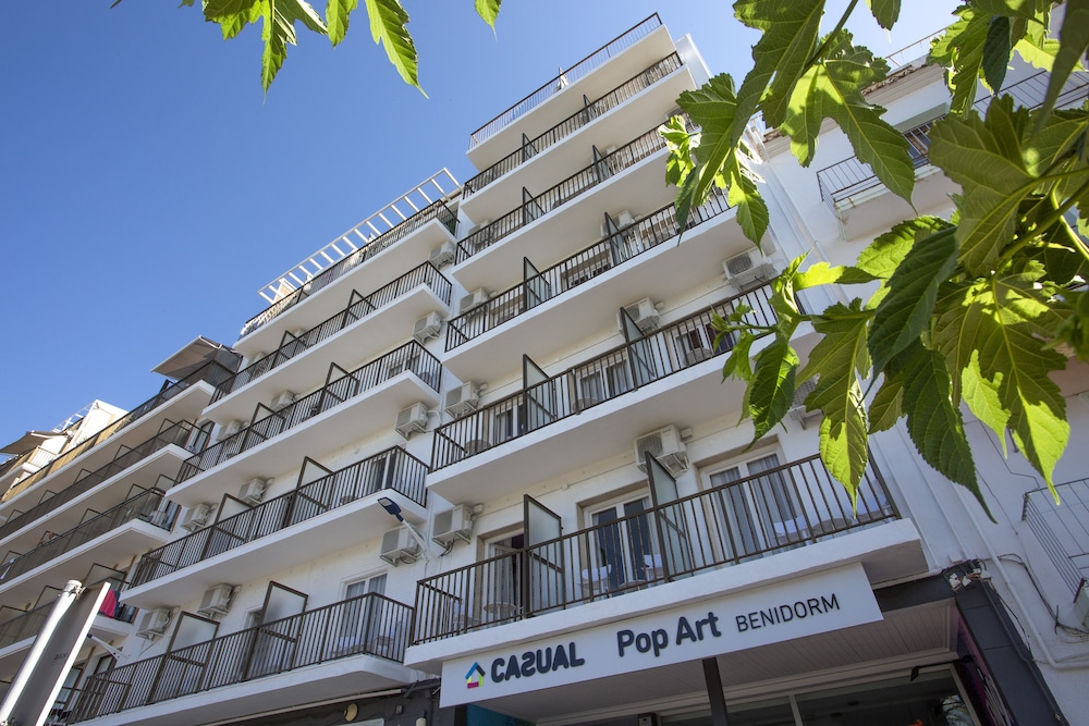 Casual Pop Art Hotel by Casual Hoteles — Hotel building in Benidorm, Valencian Community