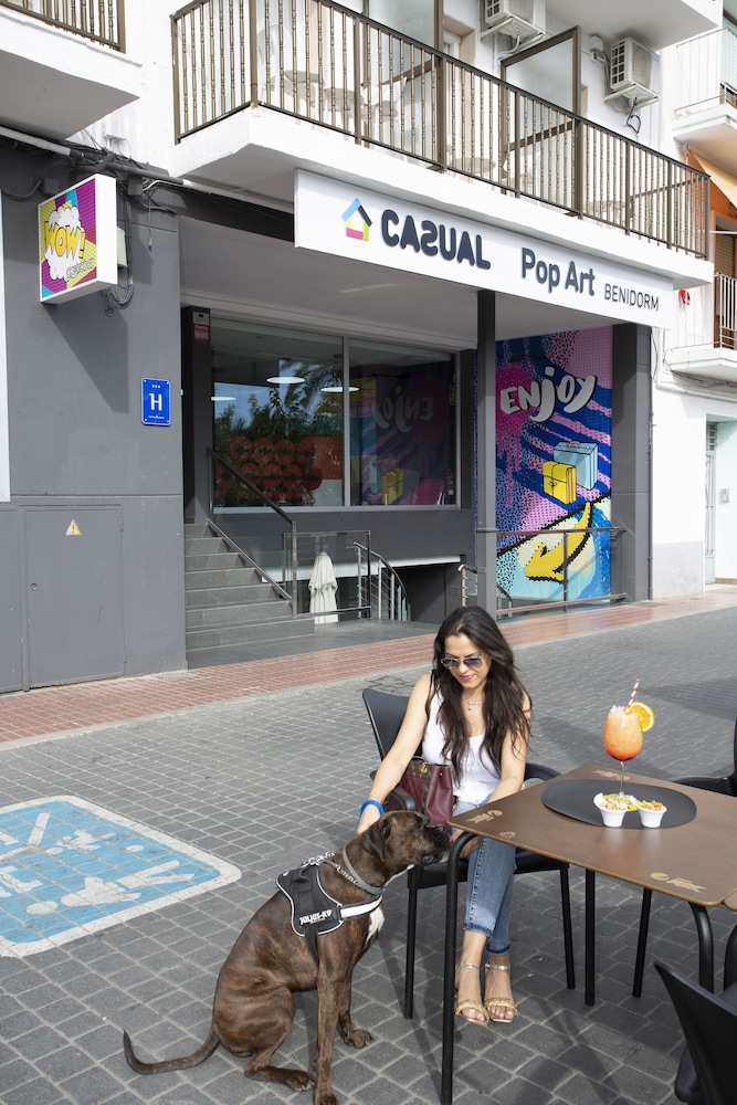Casual Pop Art Hotel by Casual Hoteles — Restaurant & bars in Benidorm, Valencian Community