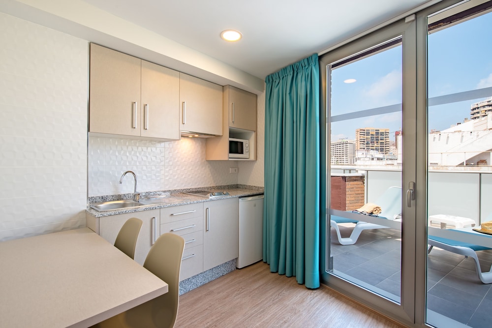 Climia 2Sleep Apartments — Hotel rooms in Benidorm, Valencian Community
