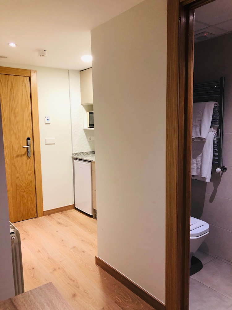 Climia 2Sleep Apartments — Hotel rooms in Benidorm, Valencian Community