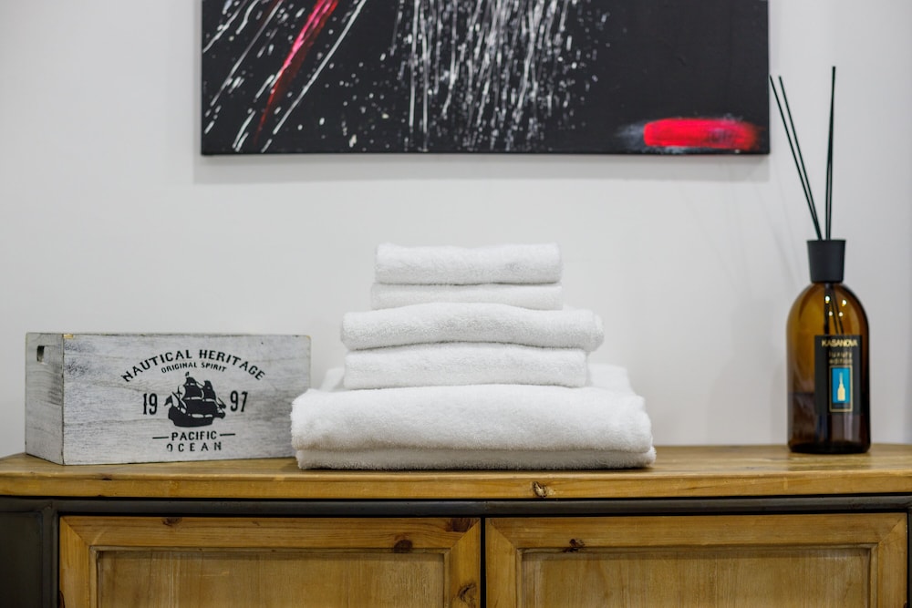 Crossroad Hotel — Hotel rooms in Rome, Lazio