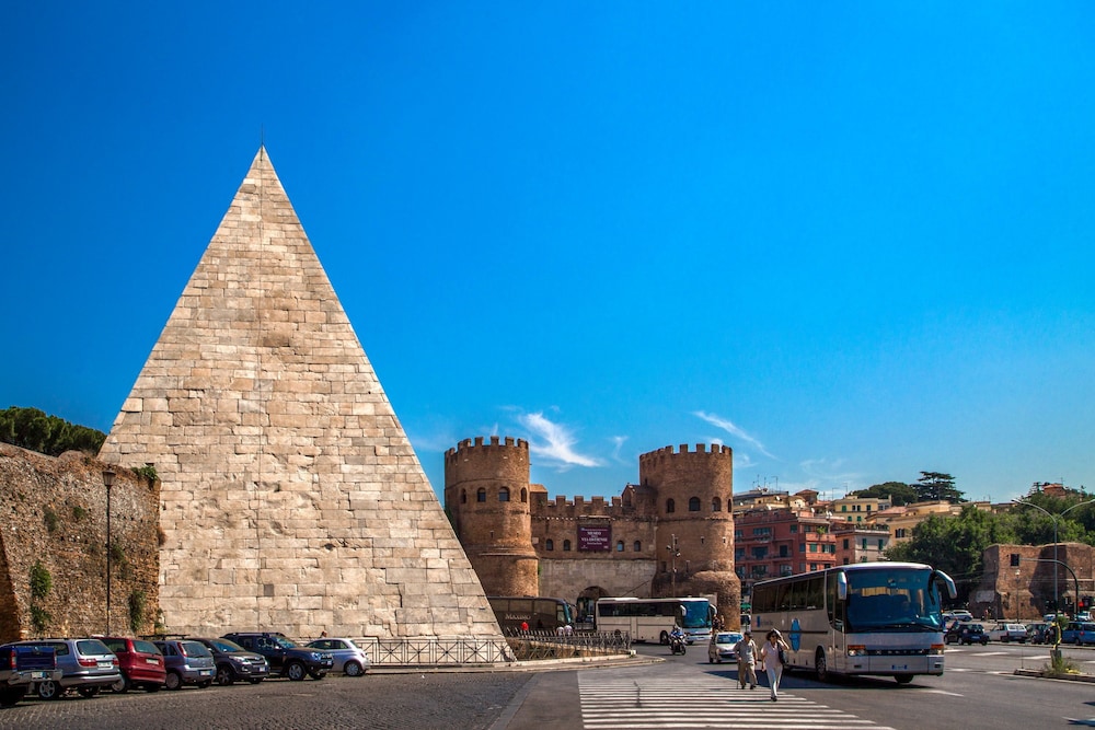 Crossroad Hotel — Attractions in the area in Rome, Lazio