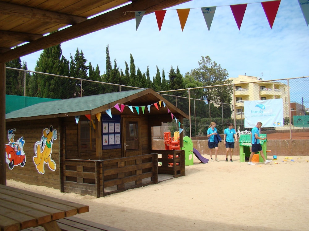 Club Simo Aparthotel — Attractions for children in Cala Millor, Balearic Islands