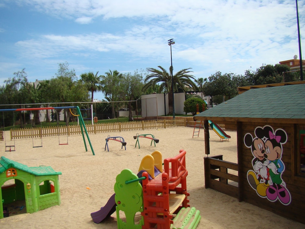 Club Simo Aparthotel — Attractions for children in Cala Millor, Balearic Islands