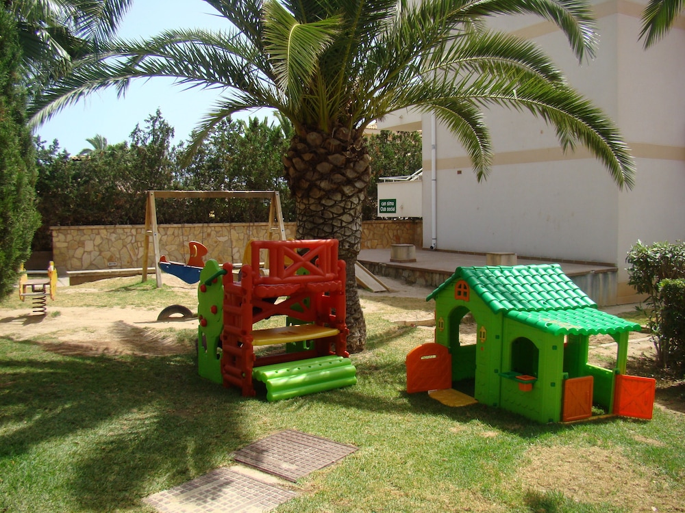 Club Simo Aparthotel — Attractions for children in Cala Millor, Balearic Islands