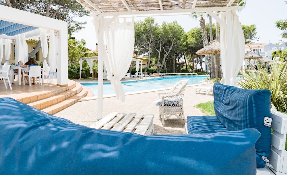 Club Ciudadela Aparthotel — Swimming pool in Cala'n Bosch, Balearic Islands