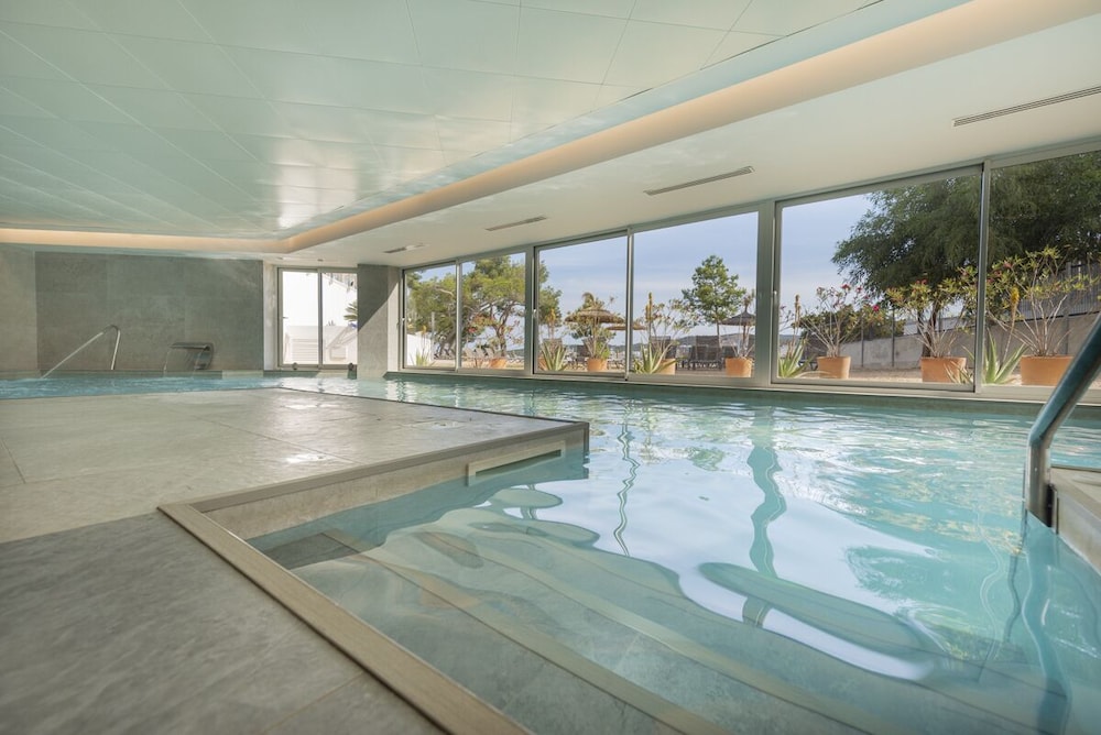 Els Pins Resort and Spa — Swimming pool in San Antonio, Balearic Islands