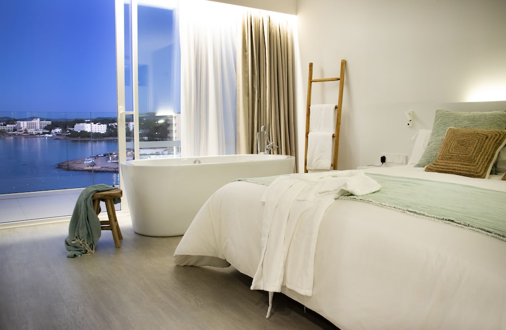 Els Pins Resort and Spa — Hotel rooms in San Antonio, Balearic Islands