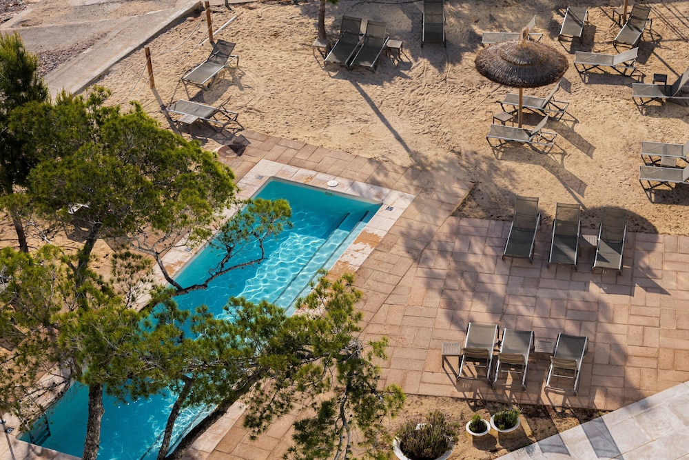 Els Pins Resort and Spa — Swimming pool in San Antonio, Balearic Islands