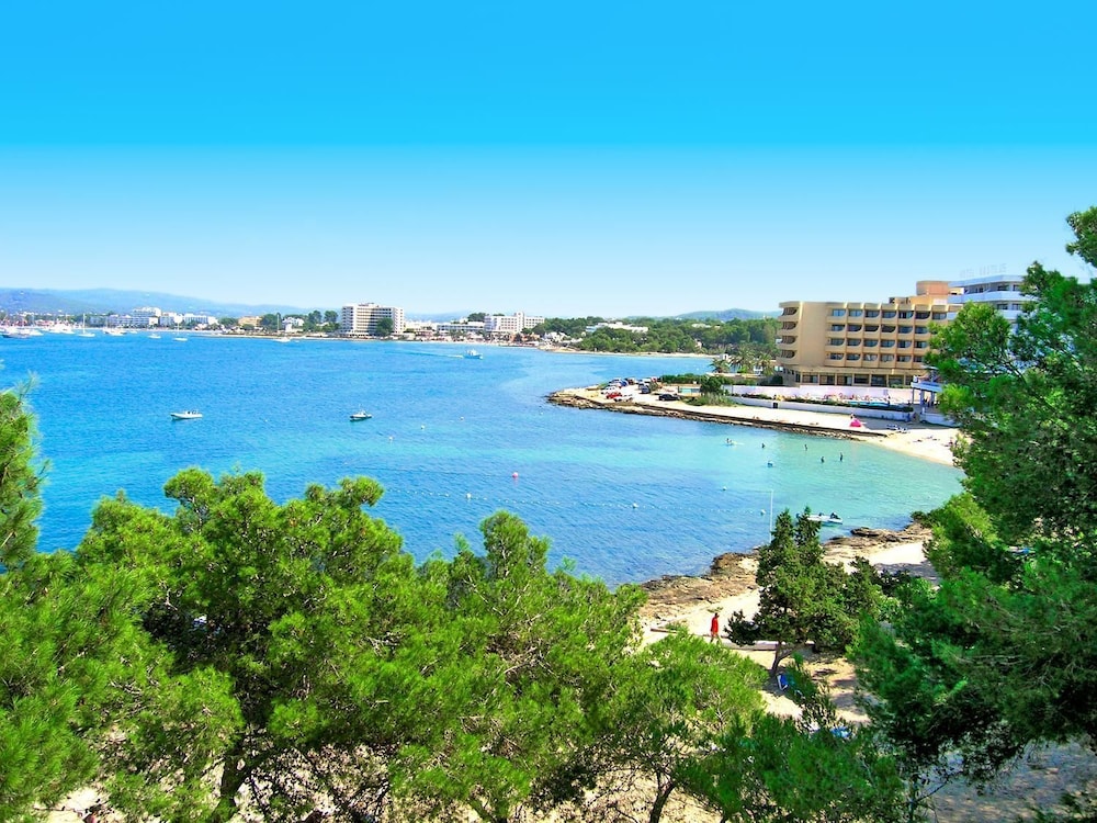 Els Pins Resort and Spa — Beach in San Antonio, Balearic Islands