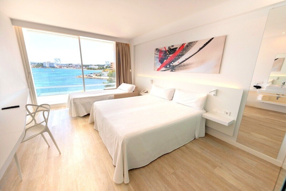 Els Pins Resort and Spa — Hotel rooms in San Antonio, Balearic Islands