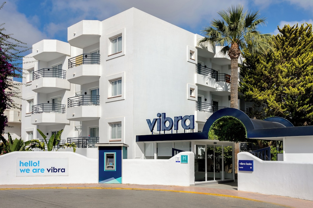 Hotel Vibra Isola - Adults Only — Hotel building in Playa d'en Bossa, Balearic Islands