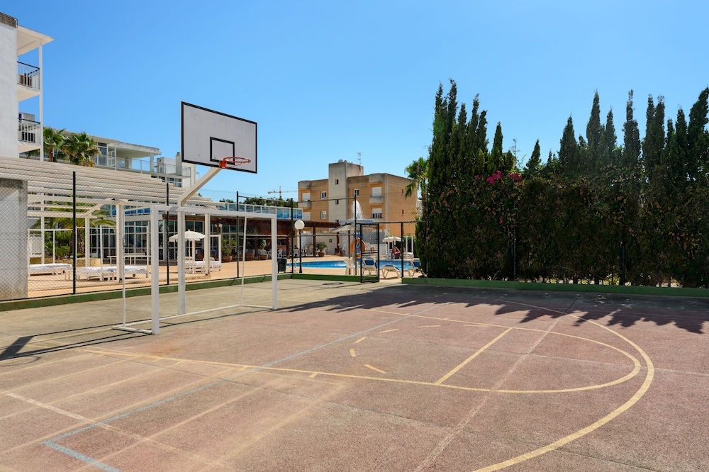 Aparthotel Vibra Bay — Sports & recreation in San Antonio, Balearic Islands