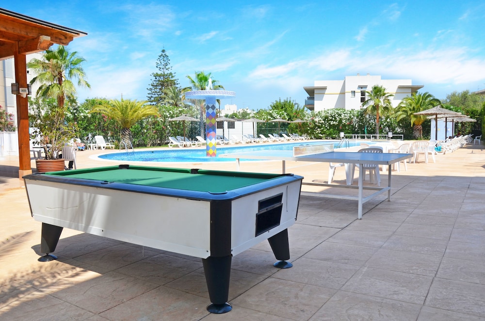 Aparthotel Vibra Bay — Sports & recreation in San Antonio, Balearic Islands