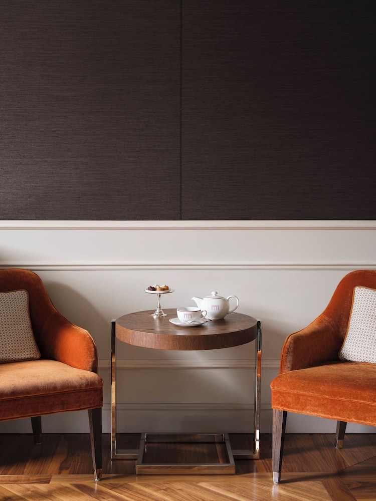 Palazzo Venezia — Hotel rooms in Como, Lombardy