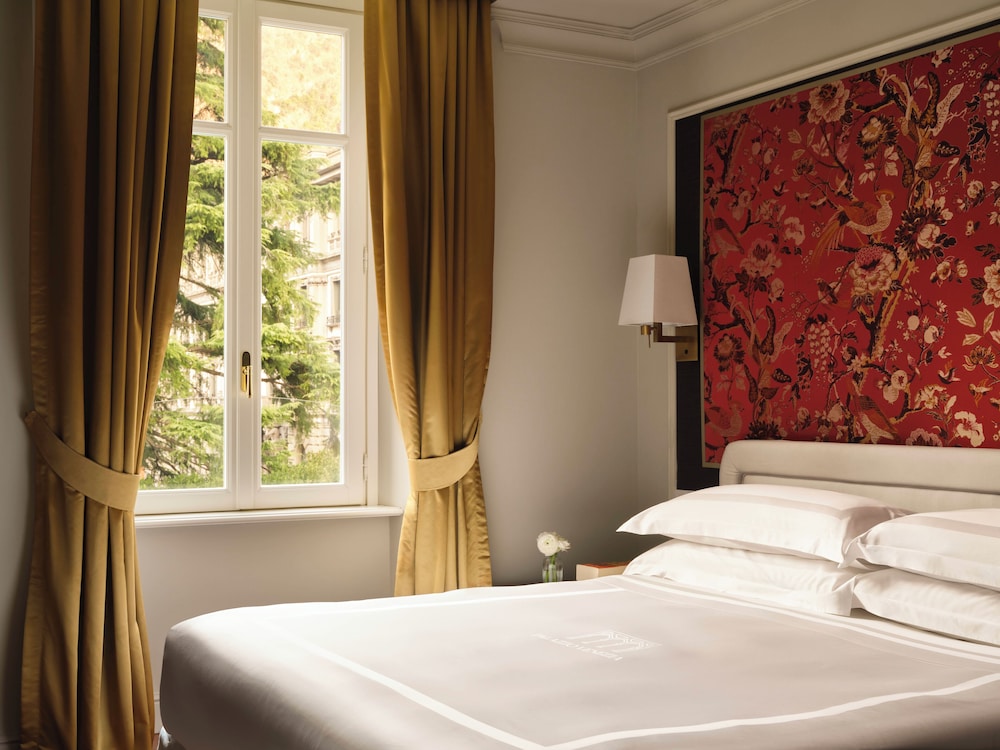 Palazzo Venezia — Hotel rooms in Como, Lombardy