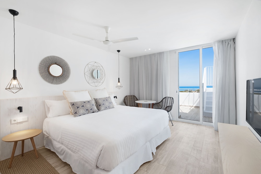 Barceló Portinatx - Adults Only — Hotel rooms in Portinatx, Balearic Islands