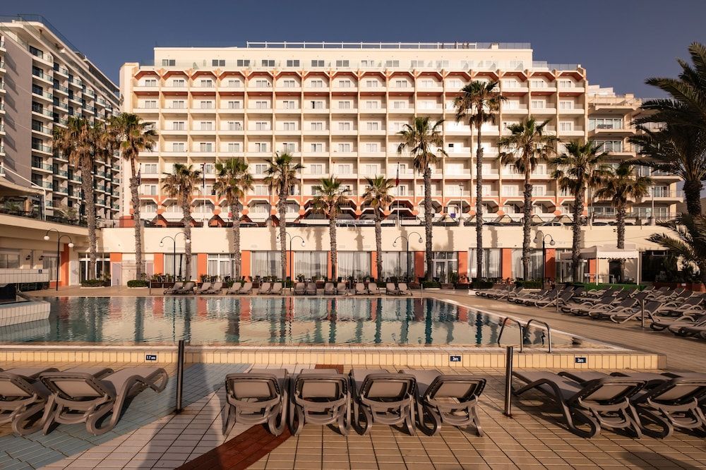 . QAWRA Palace Resort & SPA