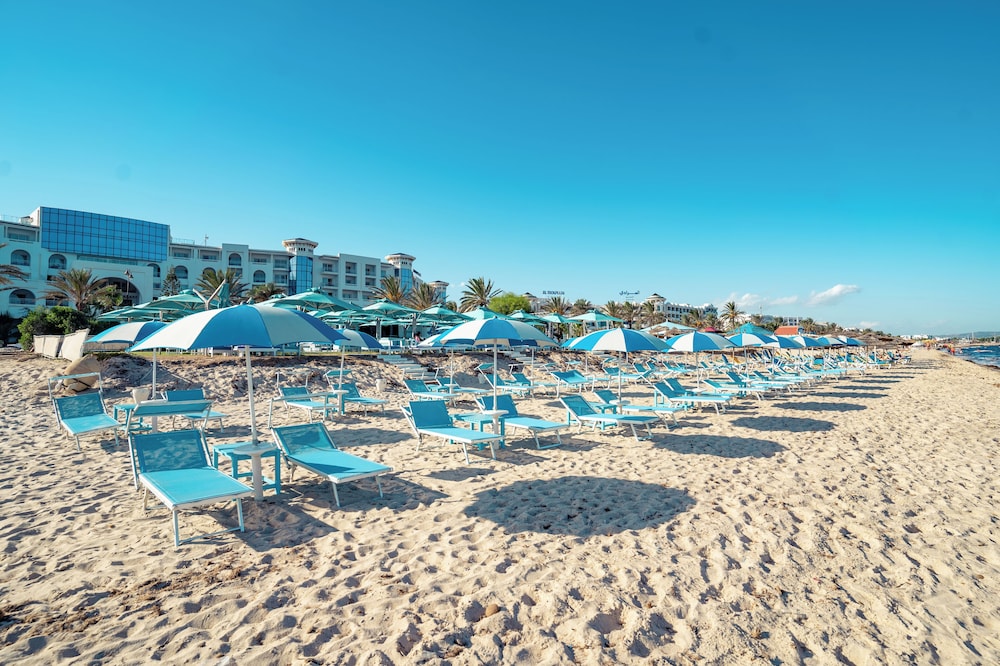Vincci Saphir Palace & Spa — Beach in Hammamet, Nabeul