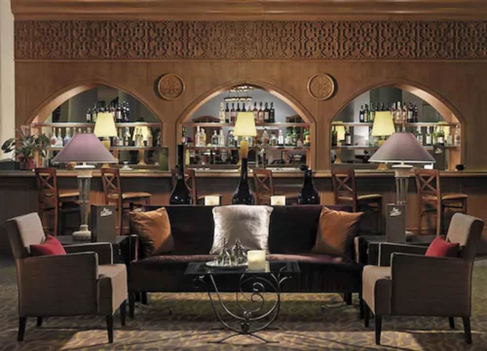 Vincci Saphir Palace & Spa — Restaurant & bars in Hammamet, Nabeul