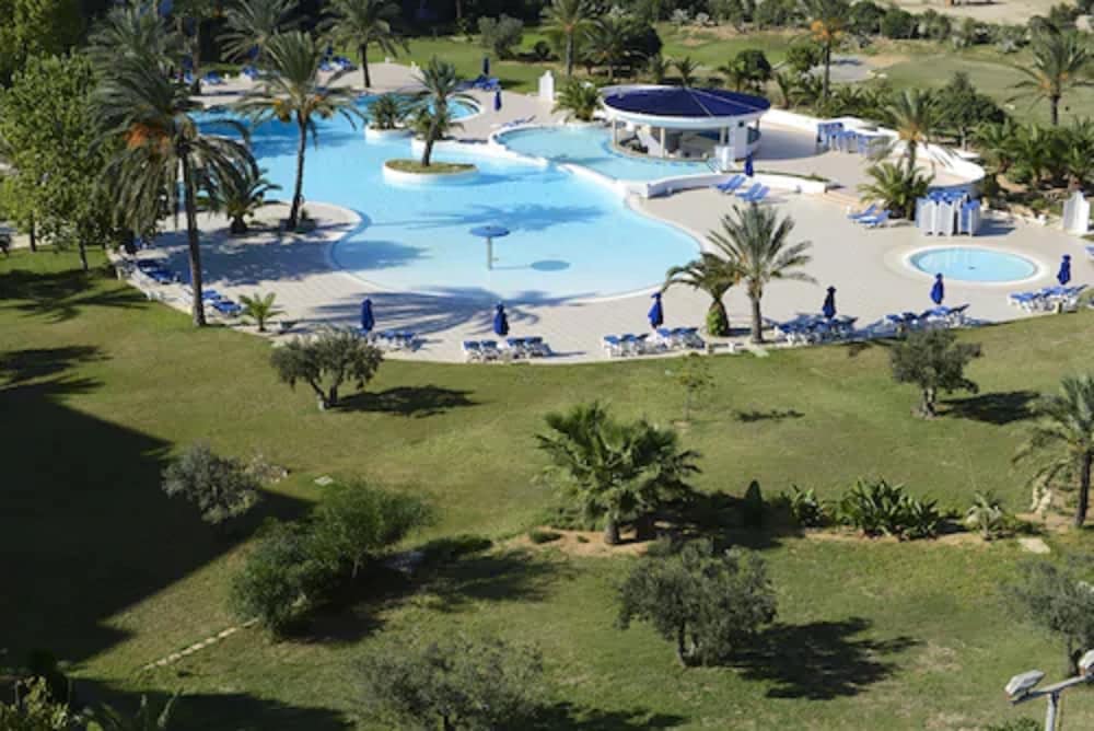 Vincci Saphir Palace & Spa — Swimming pool in Hammamet, Nabeul