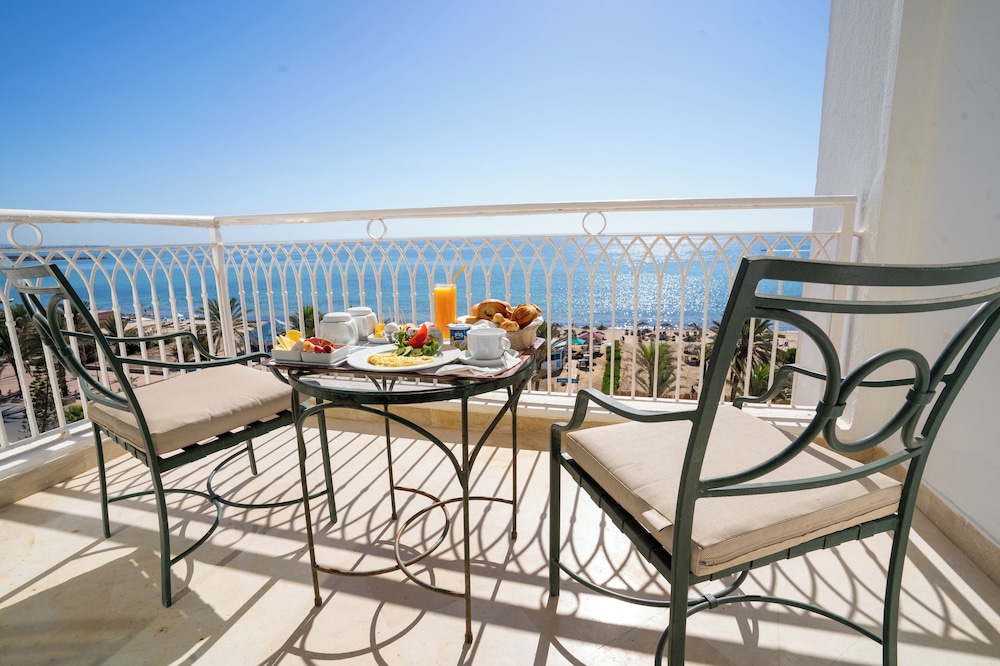 Vincci Saphir Palace & Spa — Beach in Hammamet, Nabeul