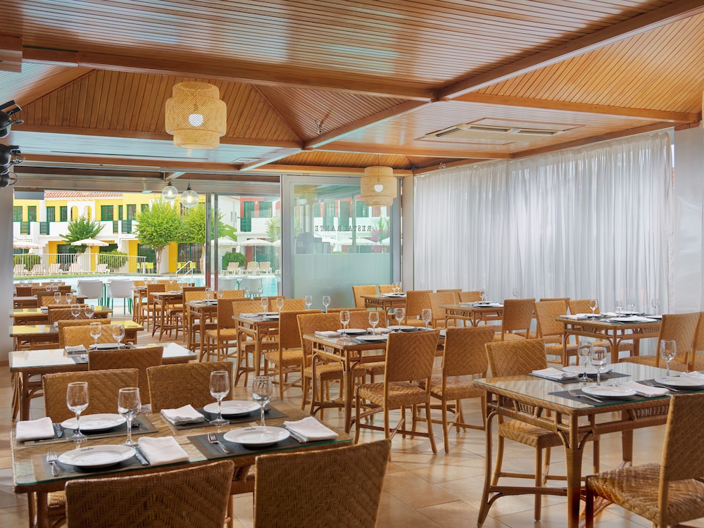 Bungalows Vistaflor — Restaurant & bars in Maspalomas, Canary Islands