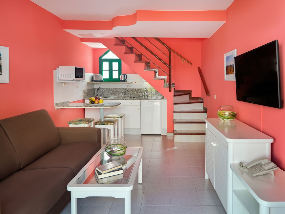 Bungalows Vistaflor — Hotel rooms in Maspalomas, Canary Islands