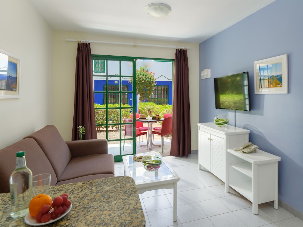 Bungalows Vistaflor — Hotel rooms in Maspalomas, Canary Islands