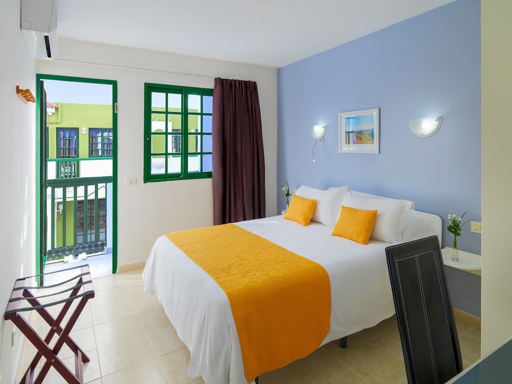 Bungalows Vistaflor — Hotel rooms in Maspalomas, Canary Islands