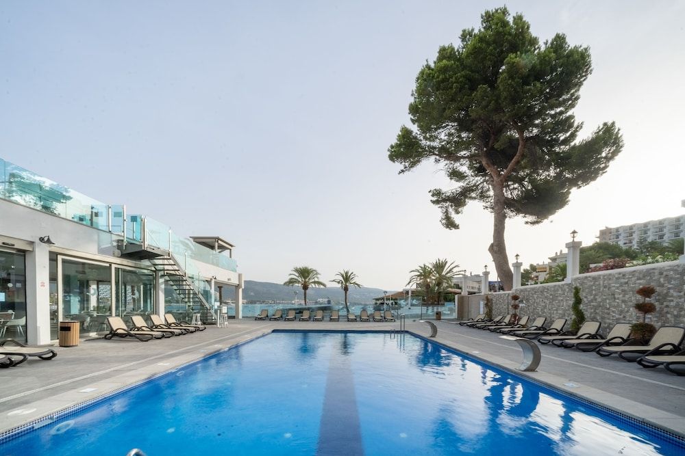 Hotel Seramar Comodoro Playa