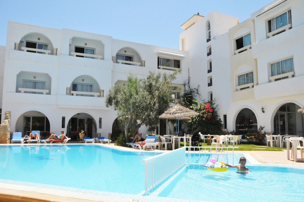 Hotel Residence Romane — Swimming pool in Hammamet, Nabeul