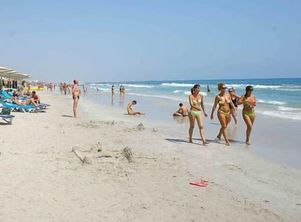 Hotel Residence Romane — Beach in Hammamet, Nabeul