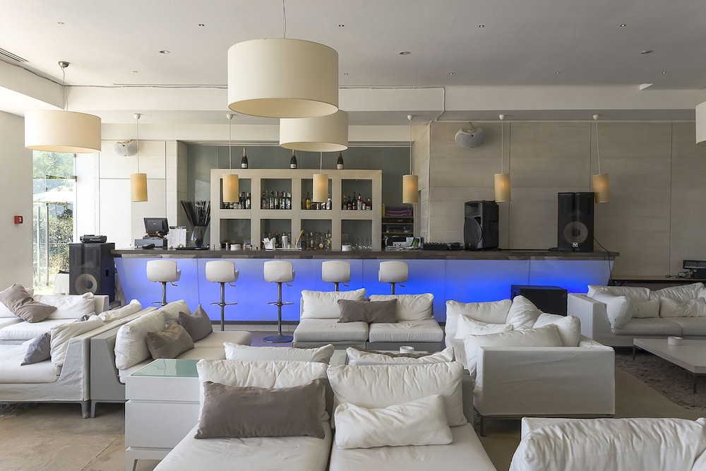 The Sindbad — Restaurant & bars in Hammamet, Nabeul