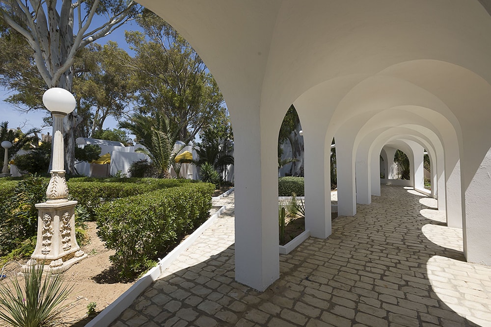 The Sindbad — Hotel building in Hammamet, Nabeul