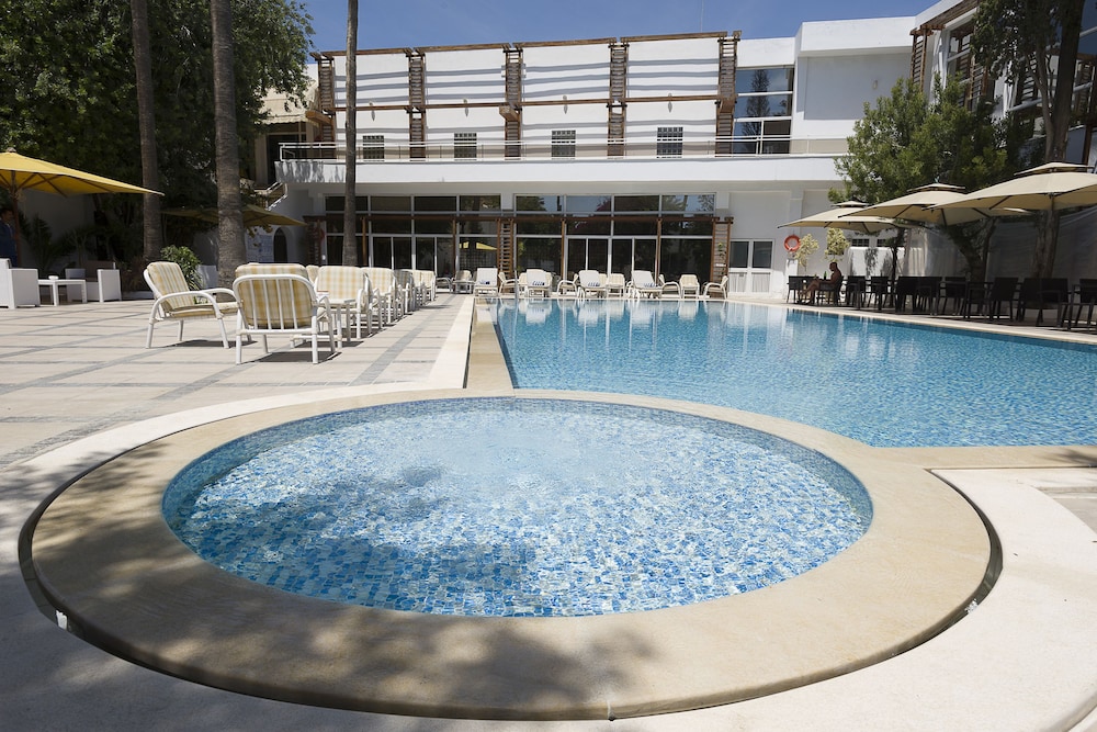 The Sindbad — Swimming pool in Hammamet, Nabeul
