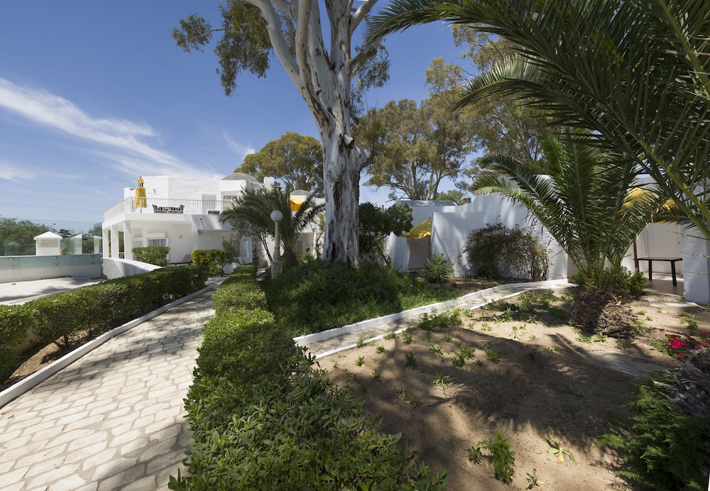 The Sindbad — Hotel building in Hammamet, Nabeul