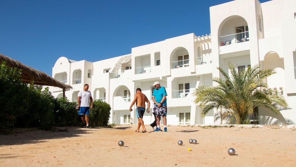 Seabel Aladin — Sports & recreation in Aghir, Medenine