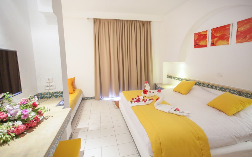 Seabel Aladin — Hotel rooms in Aghir, Medenine
