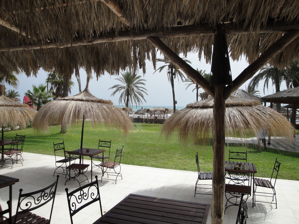 Seabel Aladin — Beach in Aghir, Medenine