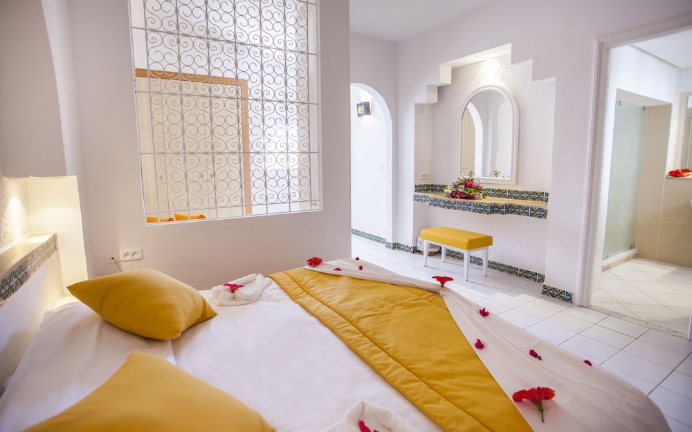 Seabel Aladin — Hotel rooms in Aghir, Medenine