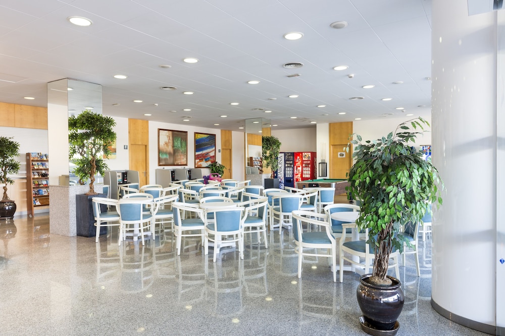 Apartaments Condado — Restaurant & bars in Lloret de Mar, Catalonia