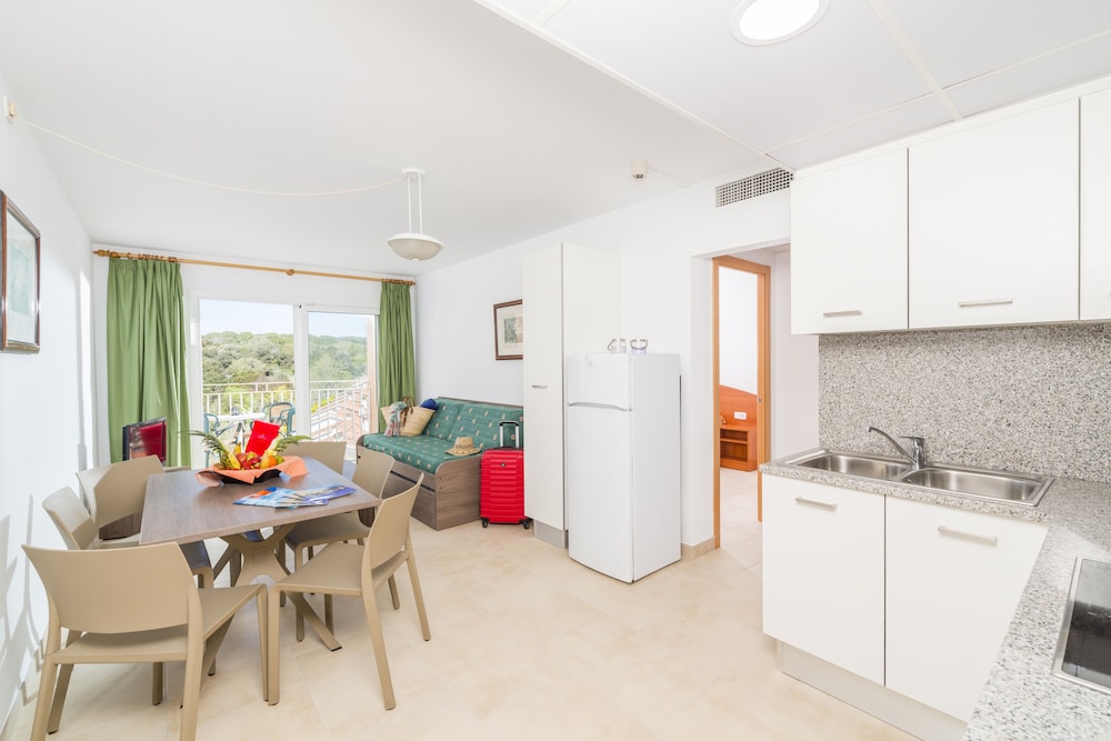 Apartaments Condado — Hotel rooms in Lloret de Mar, Catalonia