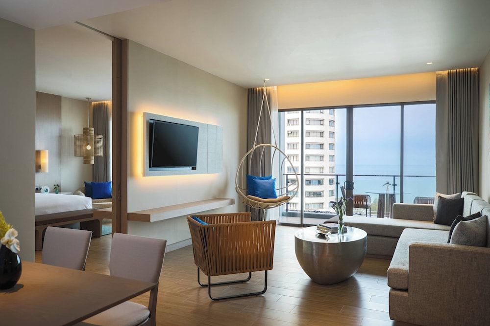 Renaissance Pattaya Resort & Spa — Hotel rooms in Sattahip, Chonburi