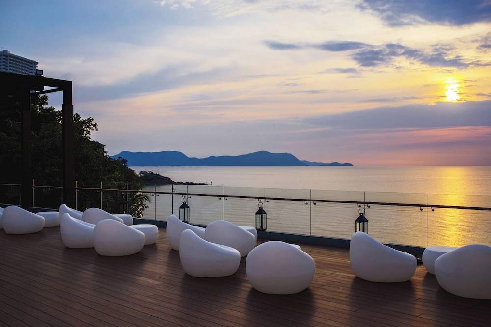 Renaissance Pattaya Resort & Spa — Restaurant & bars in Sattahip, Chonburi