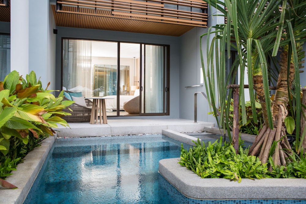 Renaissance Pattaya Resort & Spa — Swimming pool in Sattahip, Chonburi