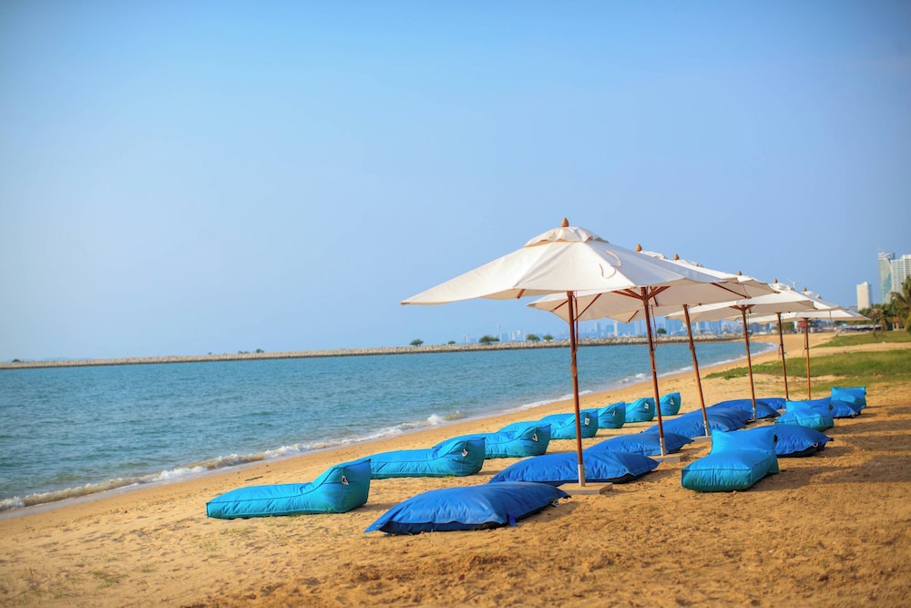 Renaissance Pattaya Resort & Spa — Beach in Sattahip, Chonburi