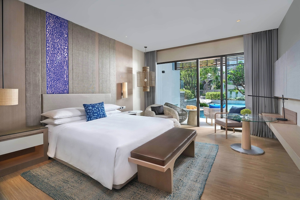 Renaissance Pattaya Resort & Spa — Hotel rooms in Sattahip, Chonburi